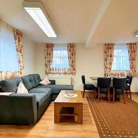 Zur Krone - 3 *