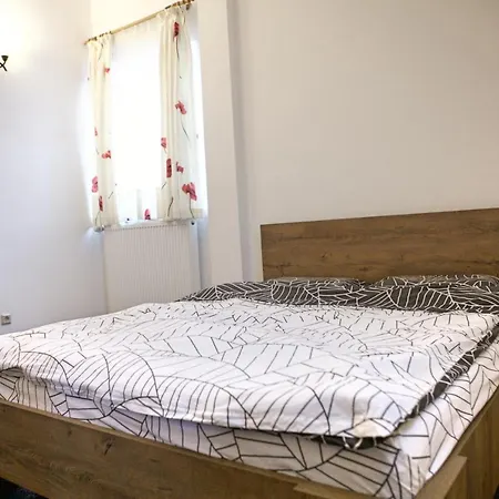 Zur Krone - 3 *